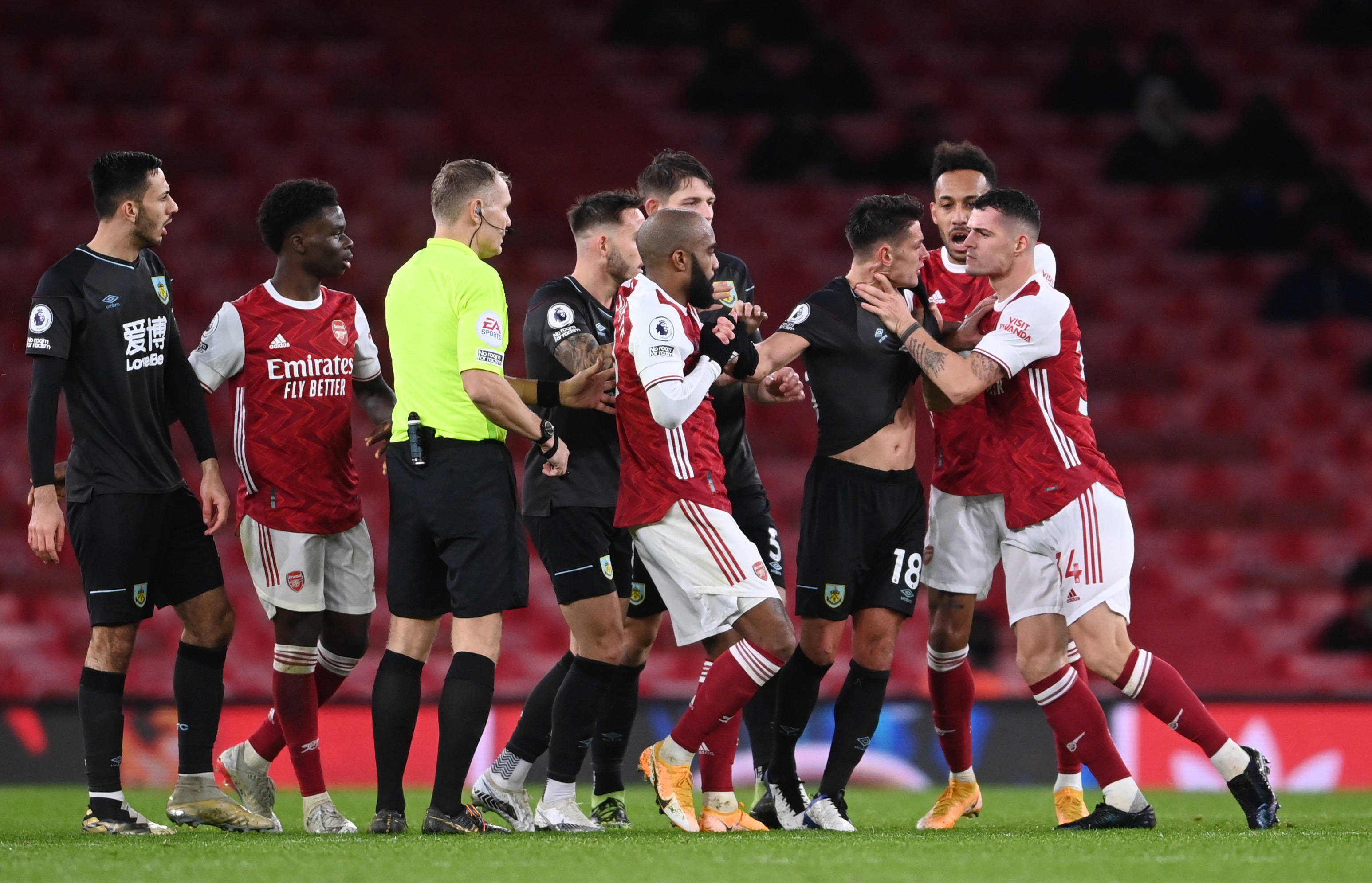 队在技术训 队在技术训