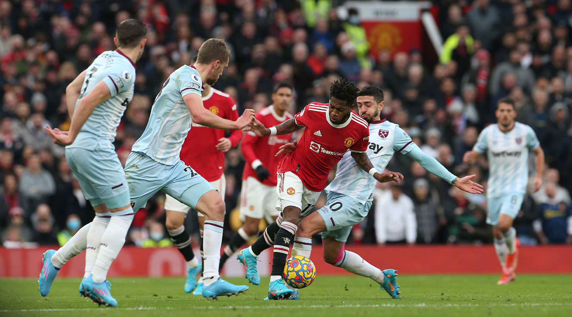 馬在聯賽中 馬在聯賽中